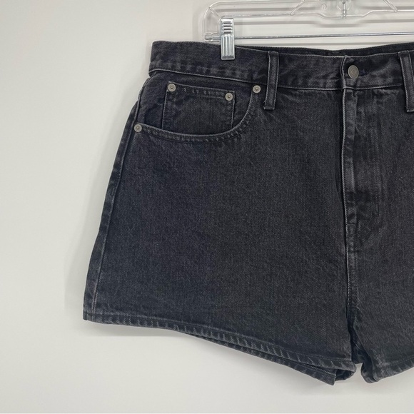 Madewell The Mom Jean Short Short Black NWT Plus Size 32 - Picture 3 of 9